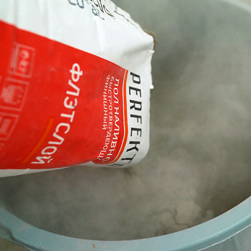 Как быстро выровнять пол под укладку ПВХ-плитки